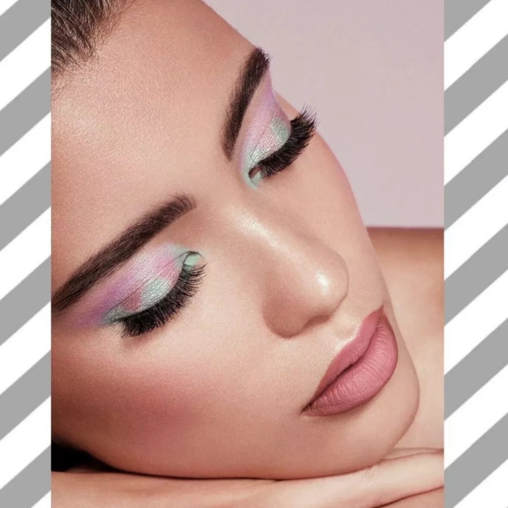 Kylie Cosmetics X Balmain LIMITED EyeshadowPalette - Picture 7 of 8